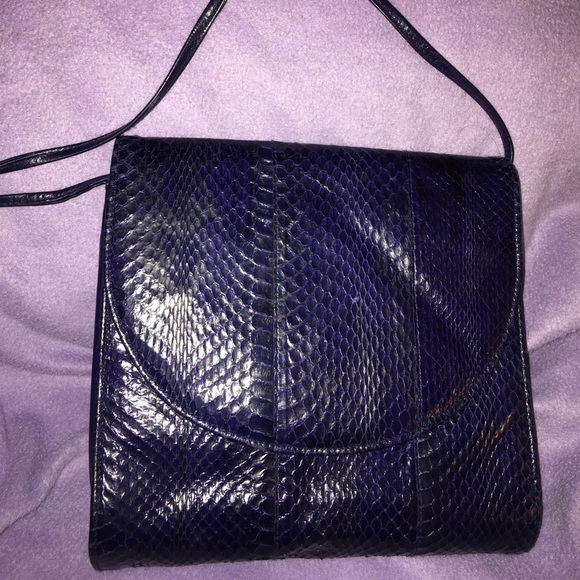 Impo Handbags - Vintage 90's Impo snake leather purse